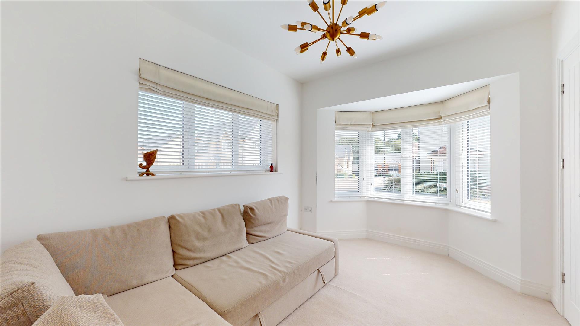 Pembroke Lane, Whitehouse, Milton Keynes